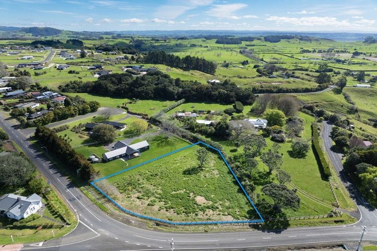 Photo of property in 6 School House Road, Onewhero, 2697