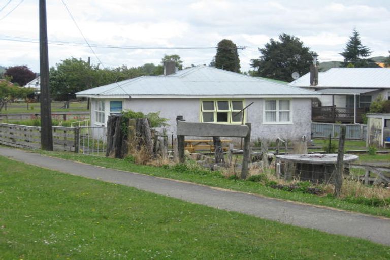 Photo of property in 14a Ranfurly Terrace, Raetihi, 4632