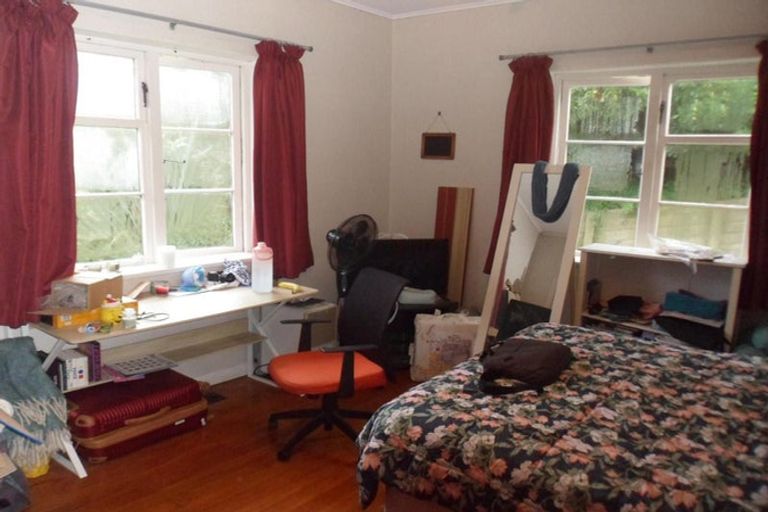 Photo of property in 9 Sunshine Avenue, Karori, Wellington, 6012