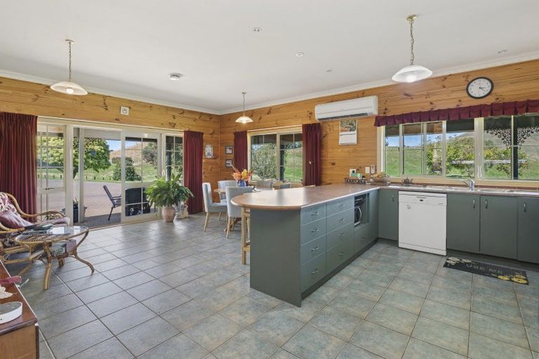Photo of property in 69 Hitiri Road, Kinloch, Taupo, 3377