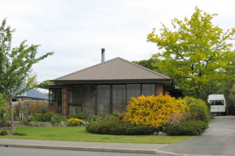 Photo of property in 43 Kingsbury Avenue, Rangiora, 7400