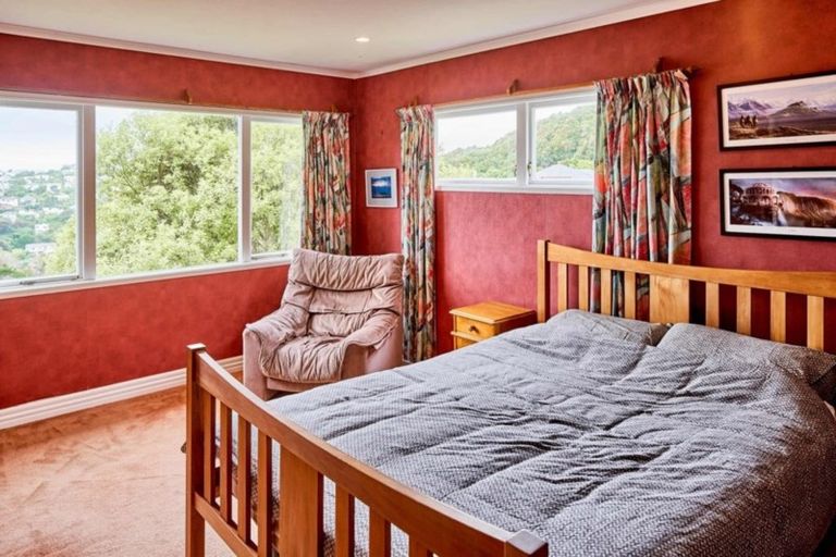 Photo of property in 5 Beavis Lane, Karori, Wellington, 6012