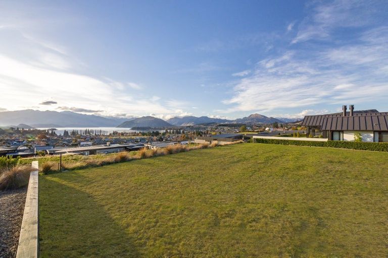 Photo of property in 13 Ruby Ridge, Wanaka, 9305