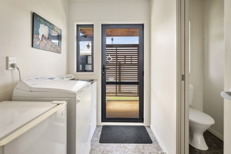 Photo of property in 137 Kenrigg Road West, Kinloch, Taupo, 3377