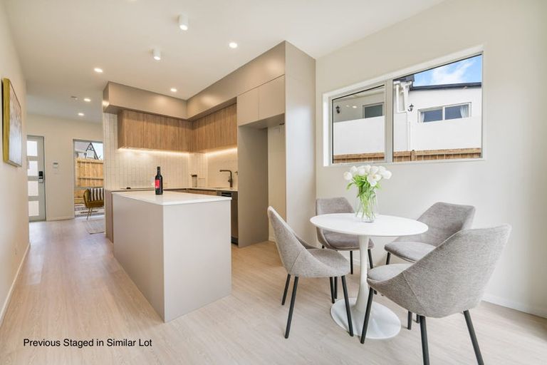 Photo of property in 6c Law Street, Torbay, Auckland, 0630