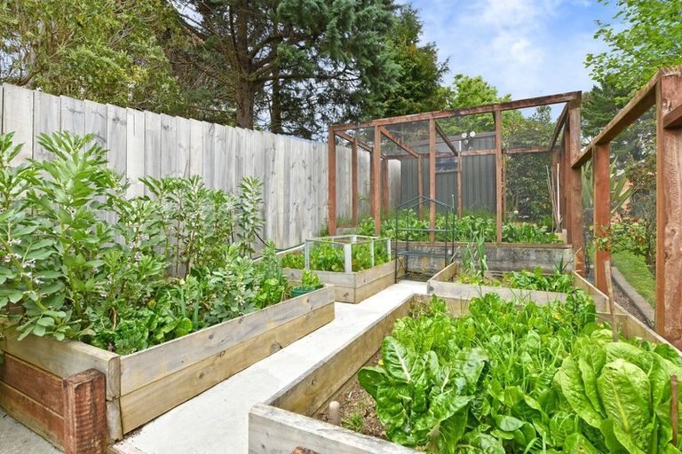 Photo of property in 15 Ashton Warner Way, Whitemans Valley, Upper Hutt, 5371