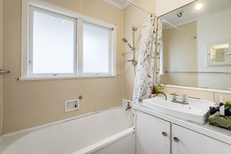 Photo of property in 1/6 Stone Street, Hauraki, Auckland, 0622