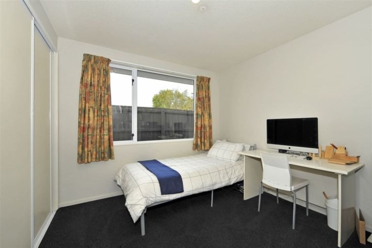 Photo of property in 511a Harewood Road, Harewood, Christchurch, 8051