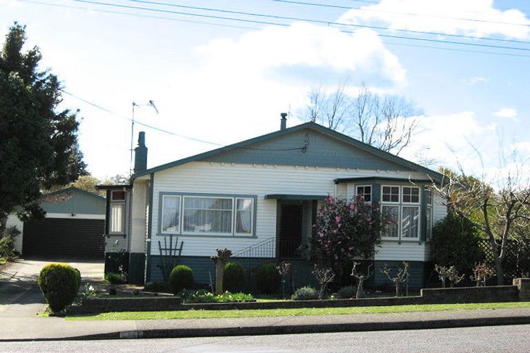 Photo of property in 28 Gaisford Terrace, Waipukurau, 4200