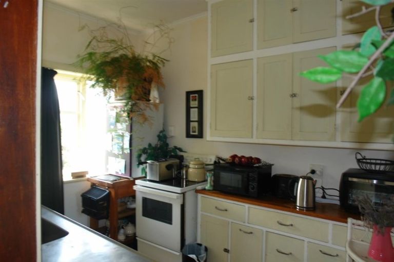 Photo of property in 22 Egmont Street, Patea, 4520