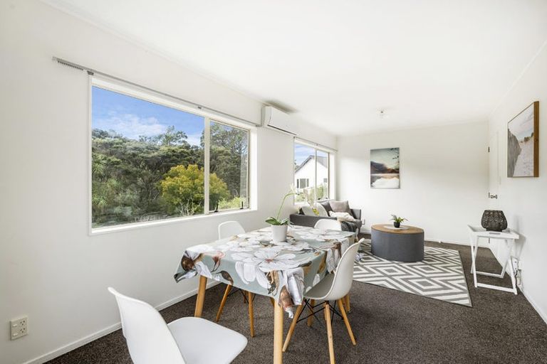 Photo of property in 66 Spinella Drive, Bayview, Auckland, 0629