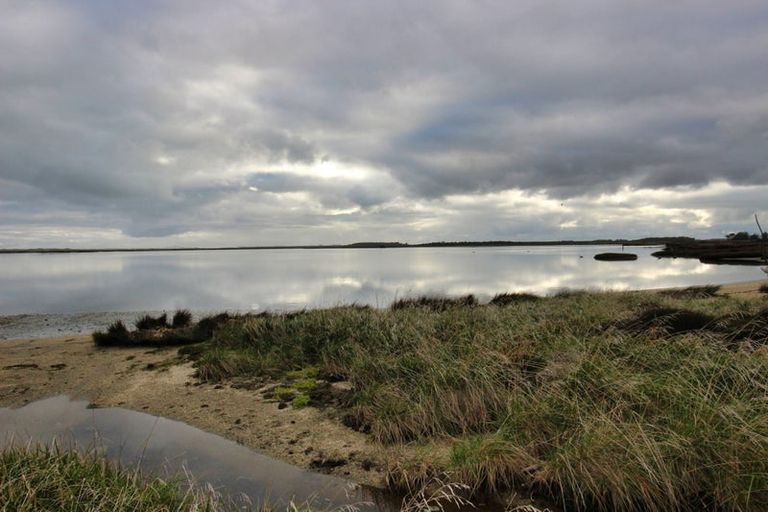 Photo of property in 26 Tokanui-haldane Road, Tokanui, 9884