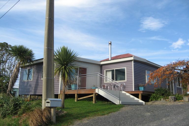 Photo of property in 4 Arnott Street, Portobello, Dunedin, 9014