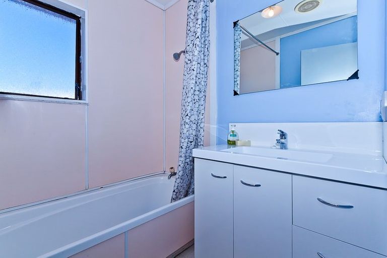 Photo of property in 33a Jupiter Street, Milson, Palmerston North, 4414