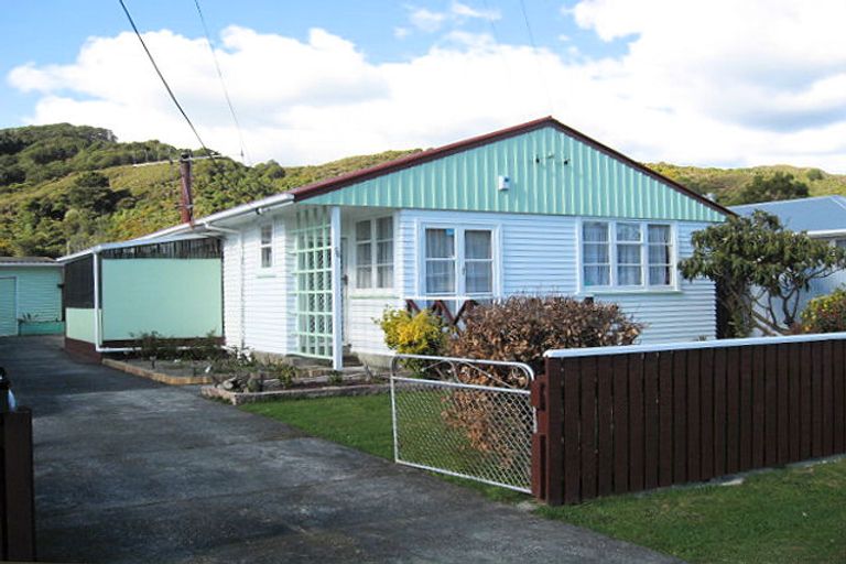 Photo of property in 56 Moohan Street, Wainuiomata, Lower Hutt, 5014