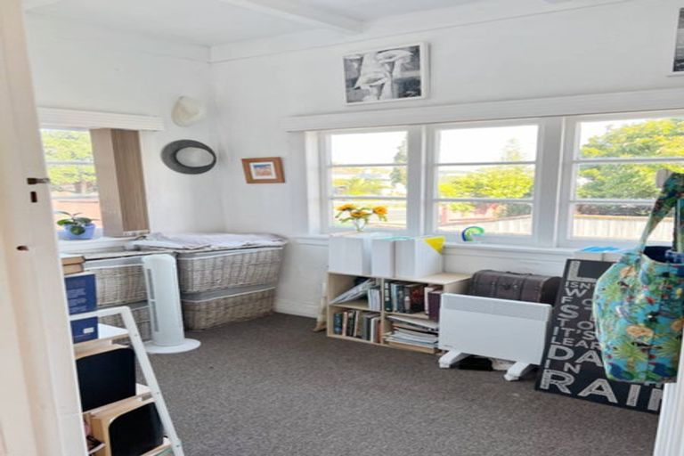 Photo of property in 21 Esmonde Road, Takapuna, Auckland, 0622