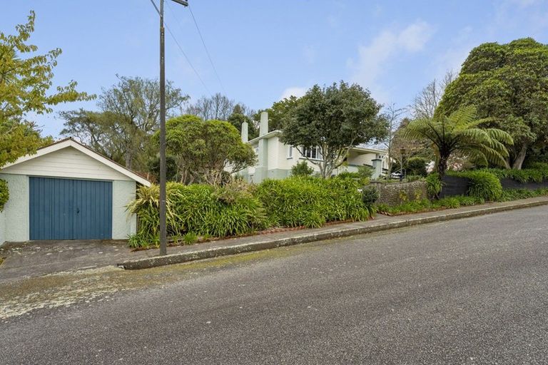 Photo of property in 11 Hill Street, Eltham, 4322