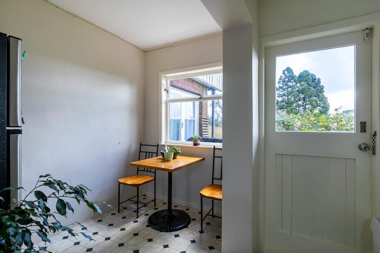 Photo of property in 265 Titirangi Road, Titirangi, Auckland, 0604