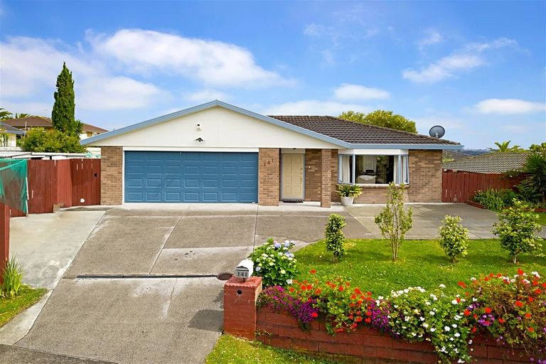 Photo of property in 141 Sturges Road, Henderson, Auckland, 0612