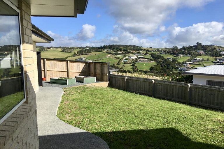 Photo of property in 22 Midgard Road, Coopers Beach, 0420