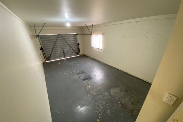 Photo of property in 298 Bucklands Beach Road, Bucklands Beach, Auckland, 2012