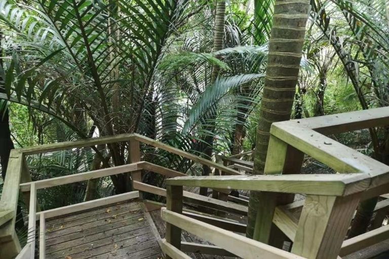 Photo of property in 30 Ocean View Road, Huia, Auckland, 0604