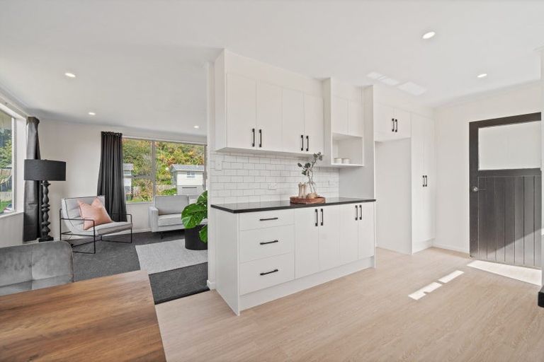 Photo of property in 22 Tavistock Street, Westown, New Plymouth, 4310