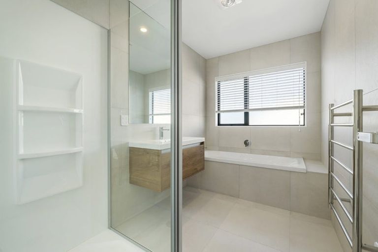 Photo of property in 2 Kakahi Road, Beachlands, 2018