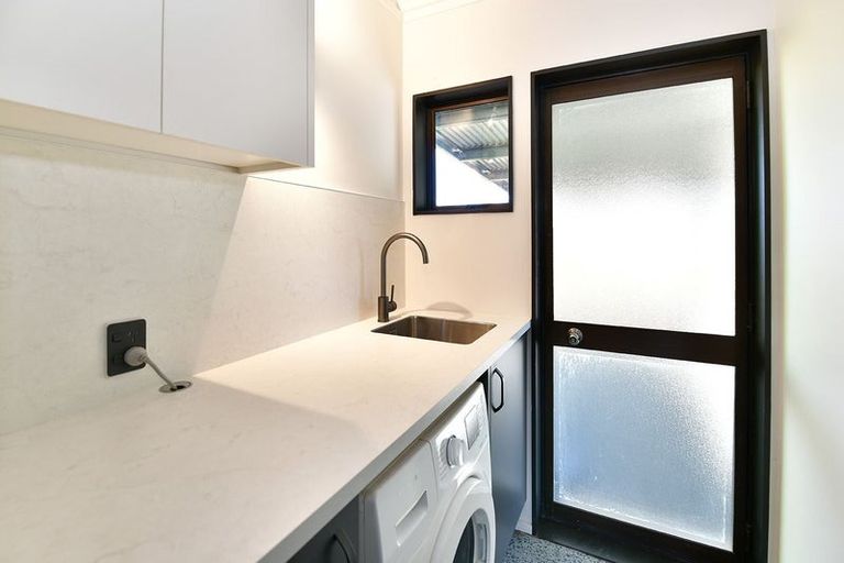 Photo of property in 330 Wainui Road, Wainui, Silverdale, 0992