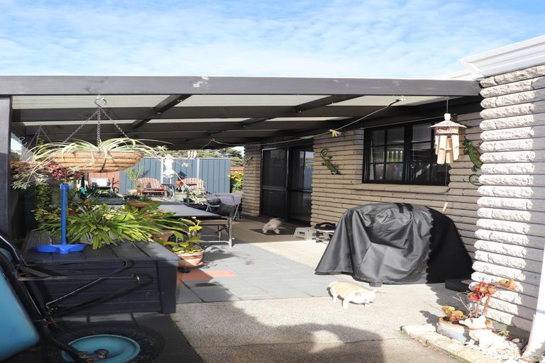 Photo of property in 84 Hakanoa Street, Huntly, 3700