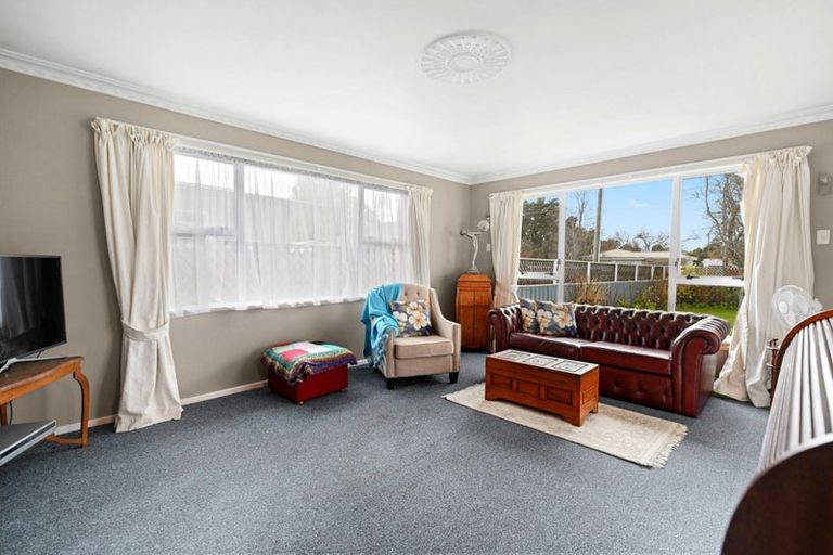 Photo of property in 19 Sandwich Road, St Andrews, Hamilton, 3200