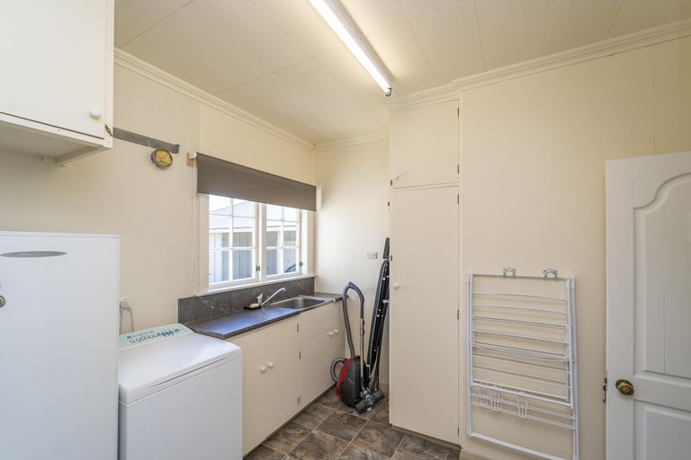 Photo of property in 69-71 Charles Street, Carterton, 5713