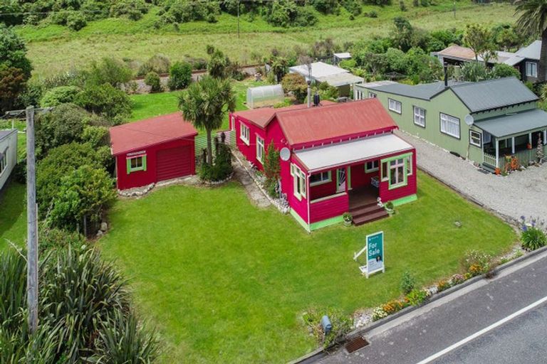 Photo of property in 169 Torea Street, Granity, 7823