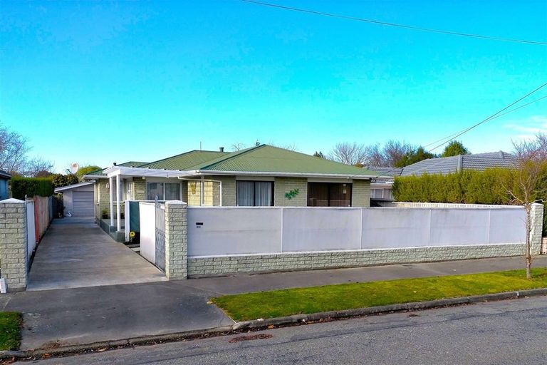 Photo of property in 34 Teesdale Street, Burnside, Christchurch, 8053