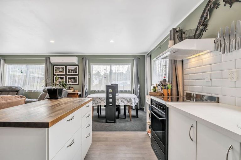 Photo of property in 68 Homedale Street, Pukehangi, Rotorua, 3015