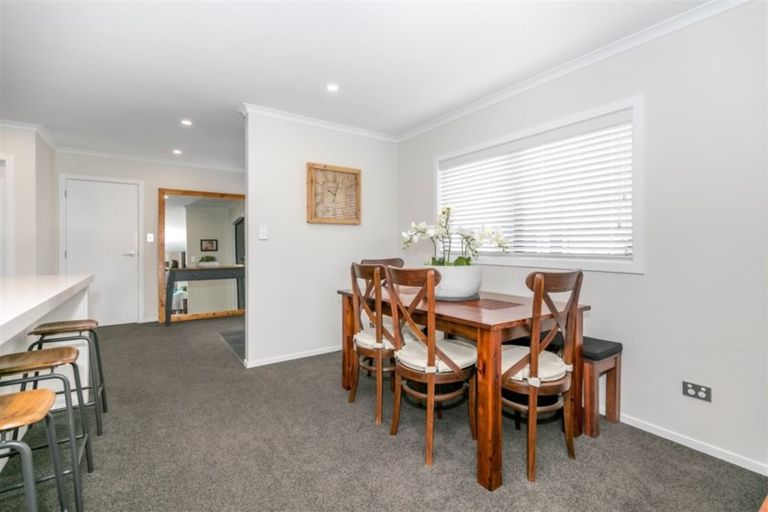 Photo of property in 15 Rebekah Crescent, Flagstaff, Hamilton, 3210