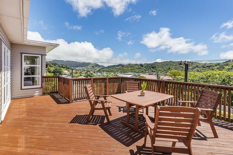 Photo of property in 21 Gipps Street, Karori, Wellington, 6012