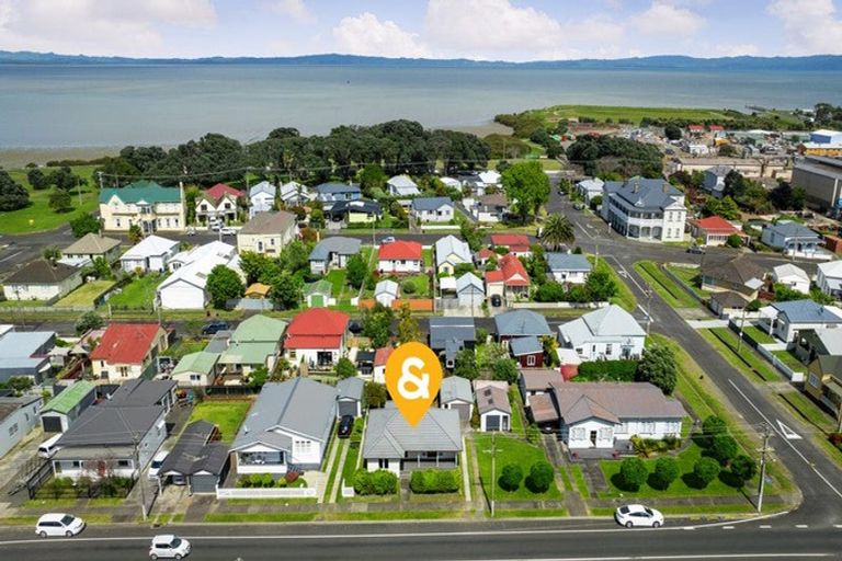 Photo of property in 809 Queen Sh25 Street, Thames, 3500