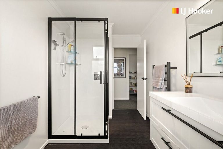 Photo of property in 15 Castleton Street, Allanton, Mosgiel, 9092