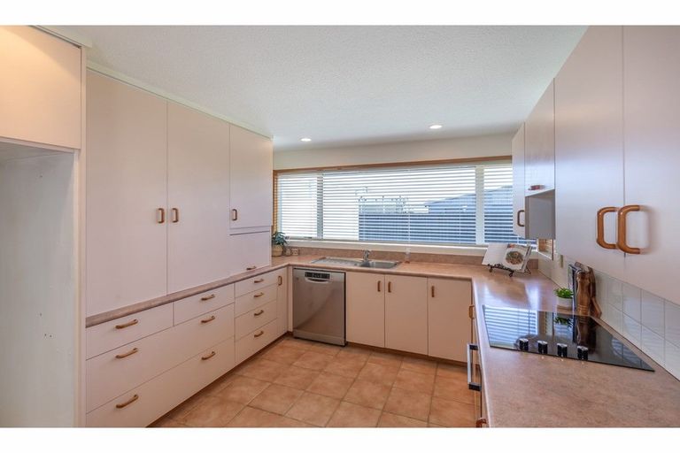 Photo of property in 15a Cleland Street, Belfast, Christchurch, 8051