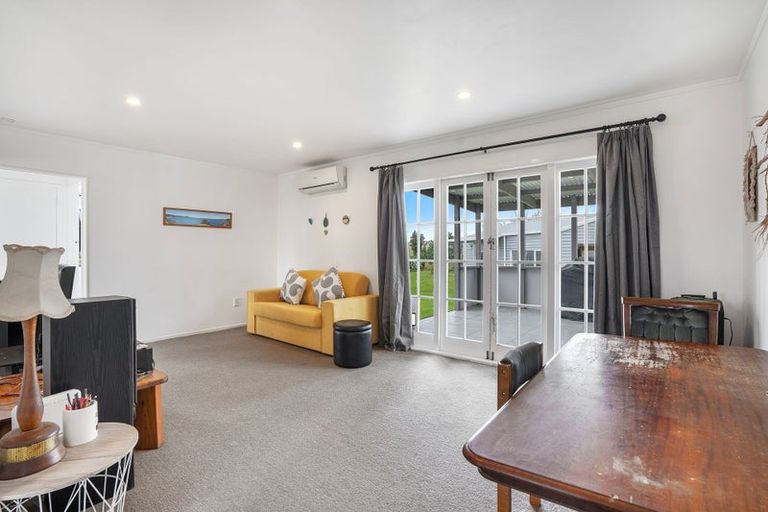 Photo of property in 125 Rehutai Road, Baylys Beach, Dargaville, 0377
