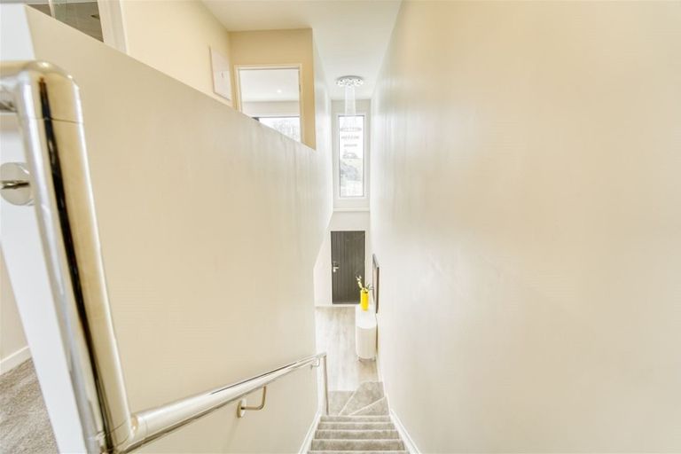 Photo of property in 4 Lawson Creek Street, Massey, Auckland, 0614