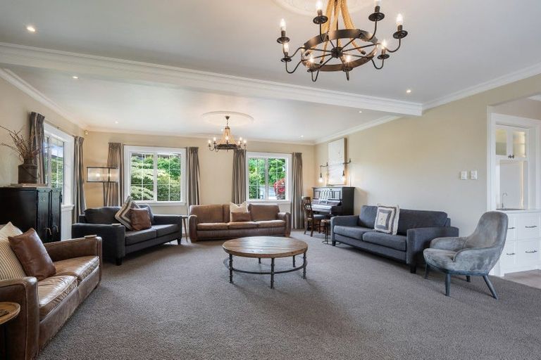 Photo of property in 47 Kawiu Road, Levin, 5510