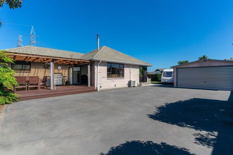 Photo of property in 37 Moffett Street, Islington, Christchurch, 8042