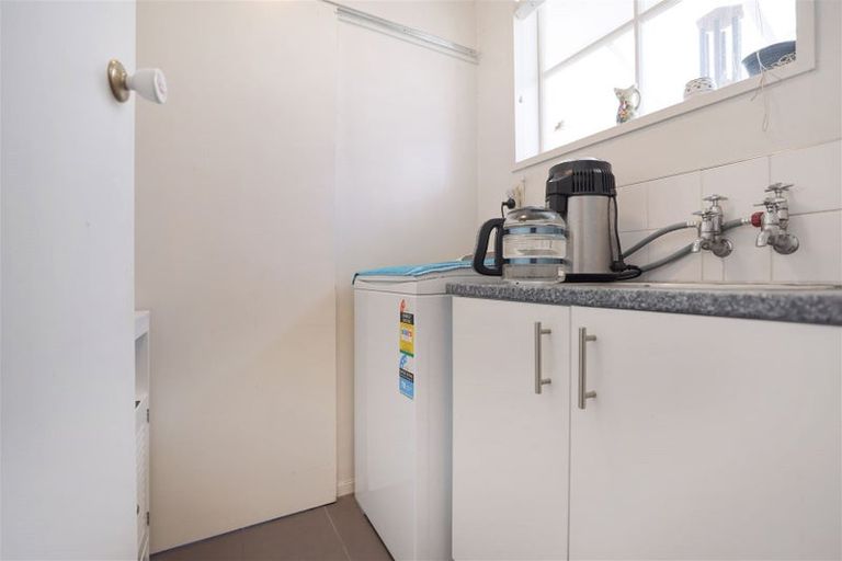 Photo of property in 25 Buckleys Terrace, Tinwald, Ashburton, 7700