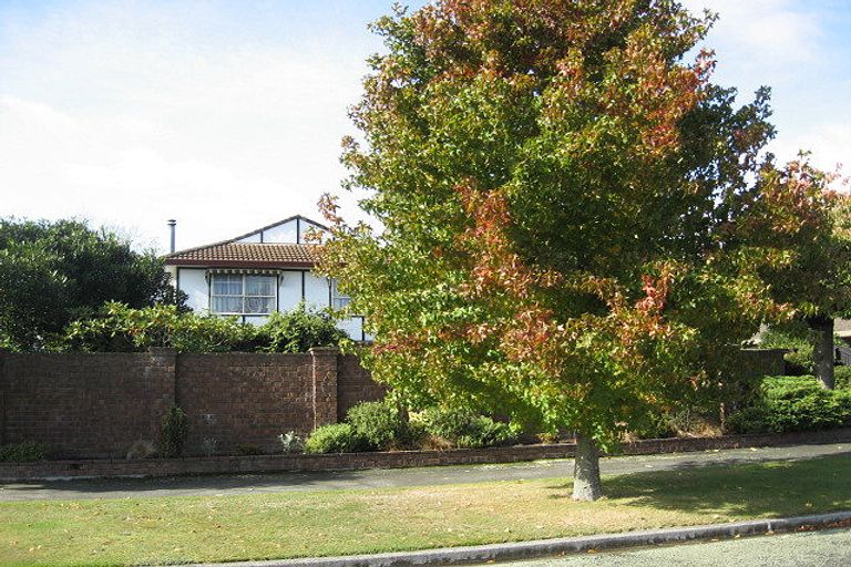 Photo of property in 24 Corfe Street, Ilam, Christchurch, 8041