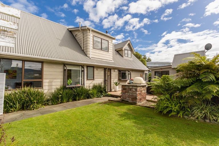 Photo of property in 45 Margaret Road, Raumati Beach, Paraparaumu, 5032