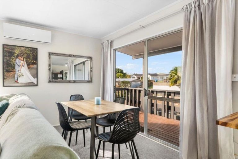 Photo of property in 9 Milsom Place, Te Puke, 3119