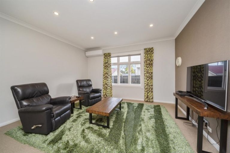 Photo of property in 30 Puriri Street, Hawera, 4610