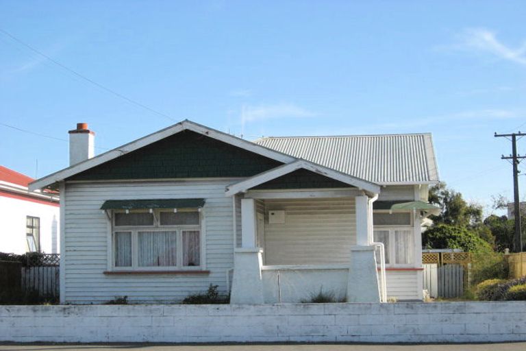 Photo of property in 33 Carlton Avenue, Gonville, Whanganui, 4501